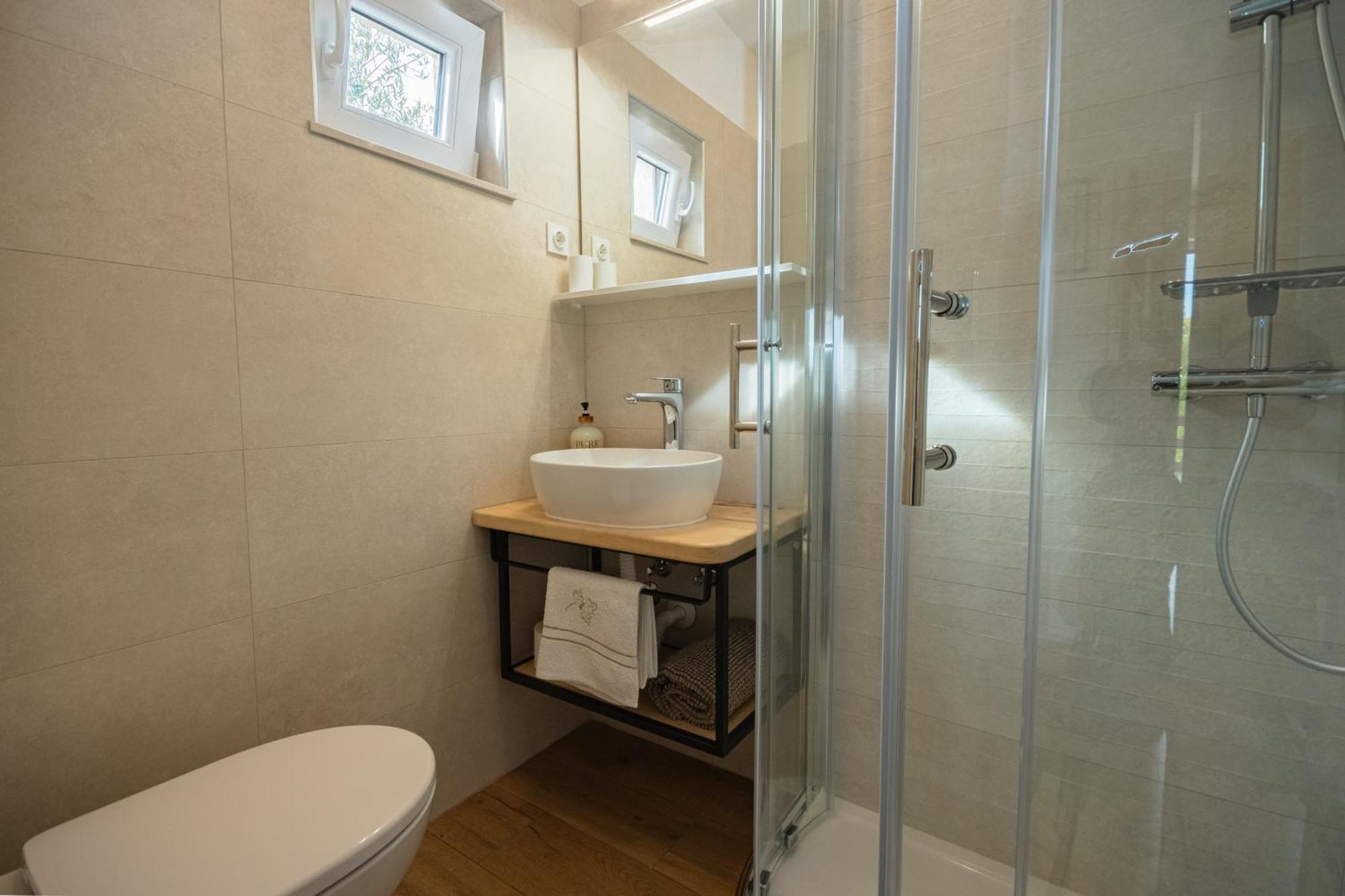 Apartman Doris Milohnici Exterior foto
